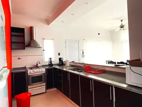 Av. Las Banderas 1100