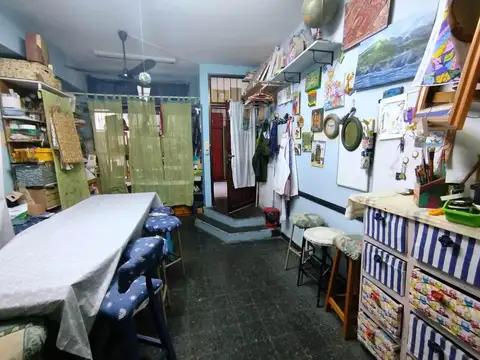 LOCAL EN GALERIA - 23 m2