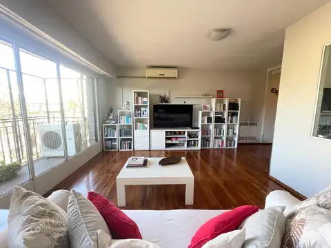 Av Rivadavia al 4900