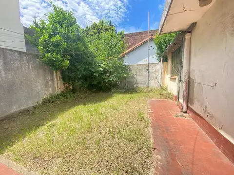 Terreno en Venta en Bernal, USD 130.000