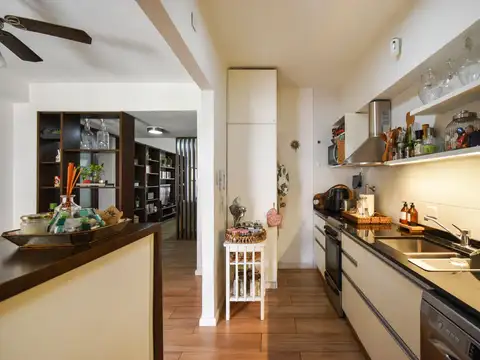 Depto Tipo Casa en Alquiler Temporal con 3 cocheras