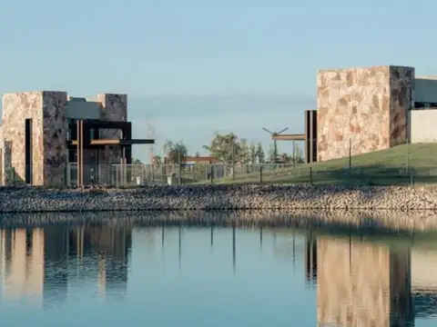 LOTE EN B° PRIVADO QVATTRO VIAMONTE - CHACRAS DE CORIA