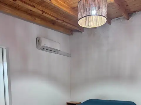 Casa 2 ambientes con 1 baño