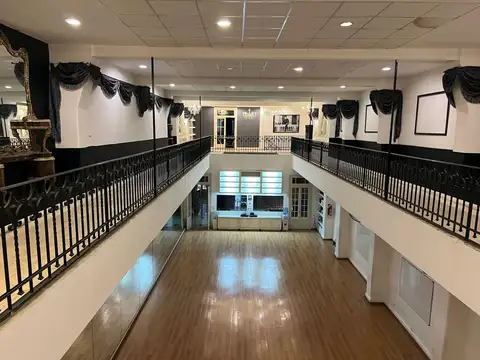 Local comercial - alquiler y/o venta - San Nicolas