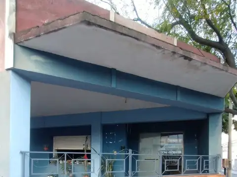 Calle los Regionales 1200