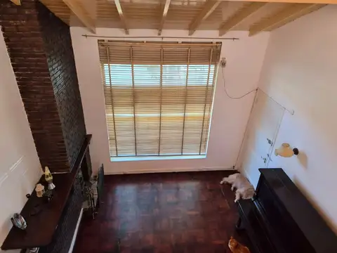 Casa en Alquiler con 1 cochera