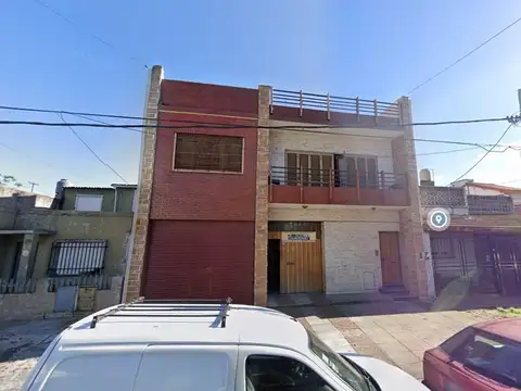Departamento en venta - 3 Dormitorios 2 Baños - 350Mts2 - Ramos Mejia