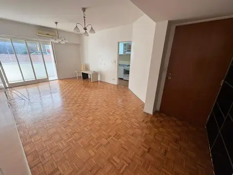 Alquiler Departamento 2 ambientes barrio norte muy amplio
