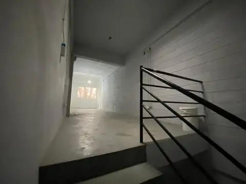 Galpon en Alquiler 15  mts Fondo