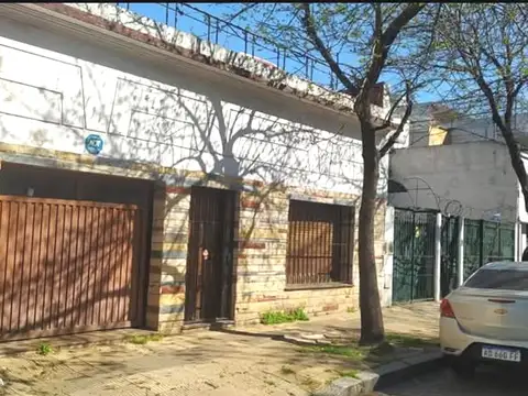 FLORES TERRENO APTO 1100 M2 - CERCA AV. AVELLANEDA Y NAZCA