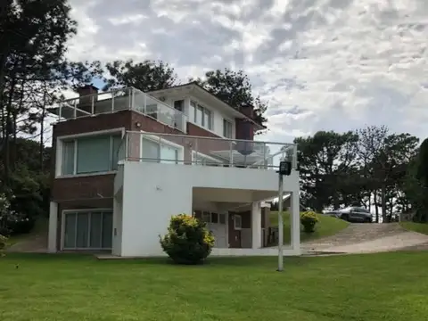 Cul De Sac De Menelao