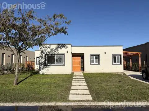 Casa en Venta en Pilar del Este - Santa Emilia, USD 156.000