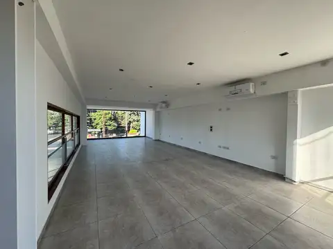 Cno. Centenario esquina 504