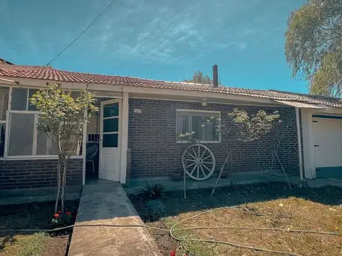 VENTA CASA 4 AMB. BARRIO LIBERTAD