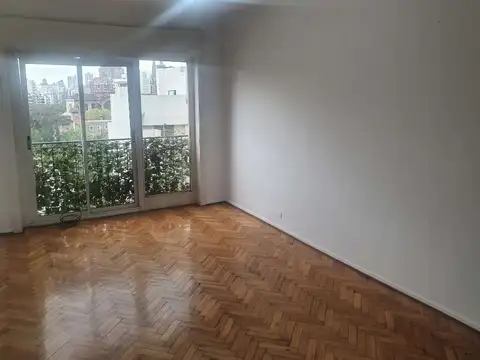 3 AMBIENTES CON DEPENDENCIA CONTRAFRENTE BALCON 80 MTS