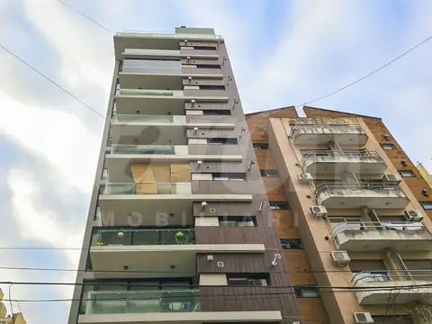 Mitre 300, Piso 9