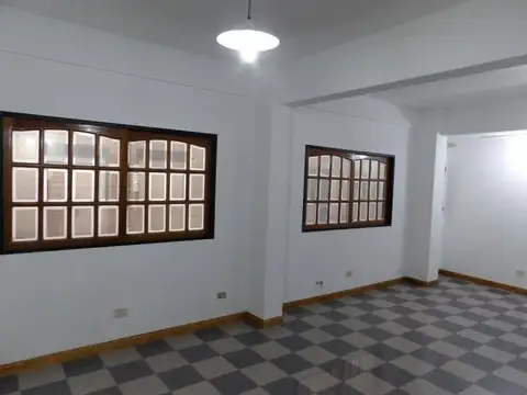 Oficina en Venta en Villa Luzuriaga, Partido de La Matanza