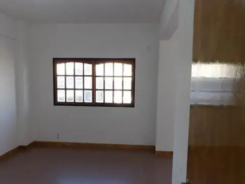 OFICINAS COMERCIALES VILLA LUZURIAGA CENTRO ESCUCHA OFERTA
