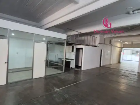 Local en Venta en Villa del Parque, USD 410.000