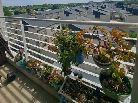 Coronel Arena 3153 , Piso 5