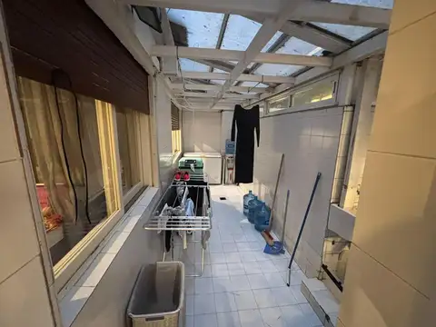 Departamento 4 ambientes con 2 baños