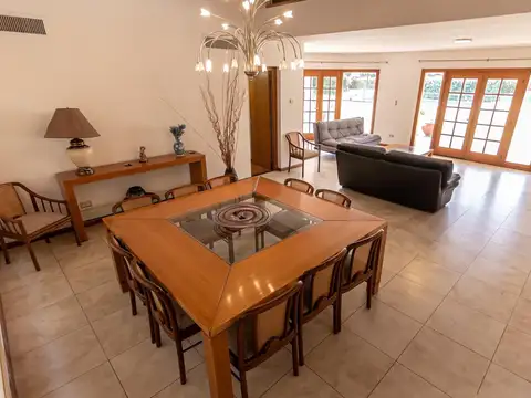 Casa en Venta de 4 dormitorios