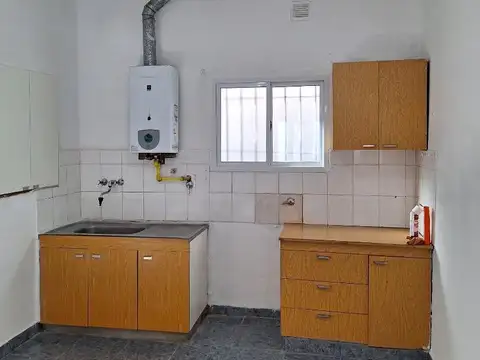 Casa en Alquiler en Cinco Esquinas, $ 600.000