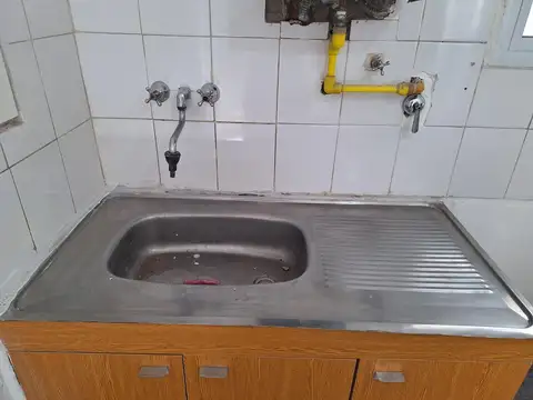 ALQUILO CASA DOS DORM. PJE. OBLIGADO AL 2400 (OCAMPO 2400)