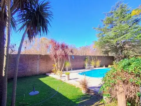 Quinta en Alquiler Temporal en Villars, USD 1.500