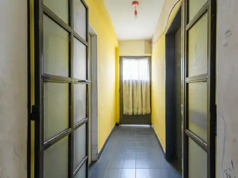 VENTA CASA MULTIFAMILIAR CASTELAR