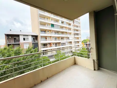 Departamento dos dormitorios en barrio abasto