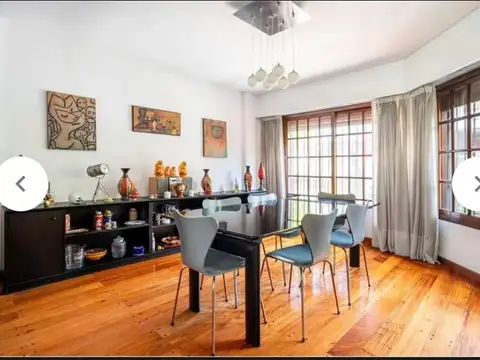 Casa en Venta 6 Ambientes con jardin y pileta