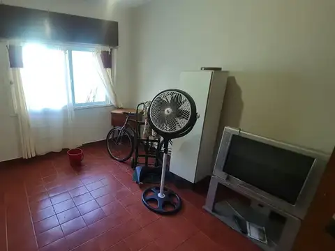 Depto Tipo Casa en Venta con 2 cocheras