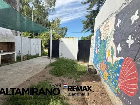 Casa 4 ambientes con 1 baño