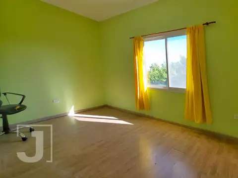 Casa en Alquiler al Oeste