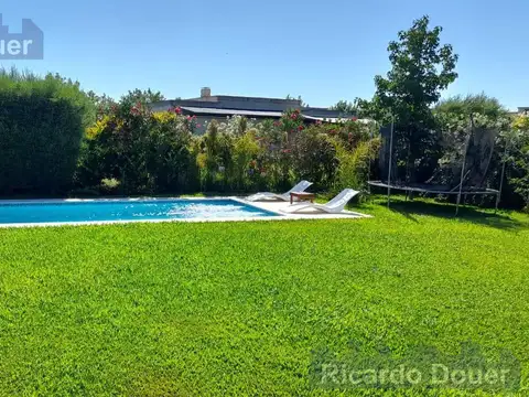 Casa en Alquiler de 3 dormitorios