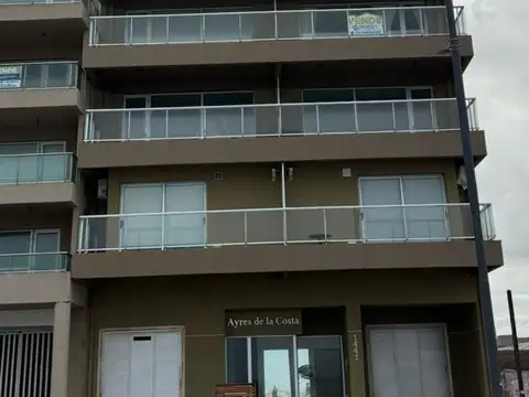 Av. Costanera 1400