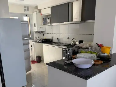 Departamento 4 ambientes con 3 baños