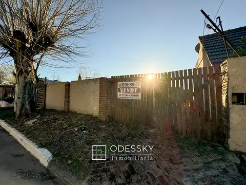 Cañuelas -Casa a refaccionar en muy buena ubicacion 