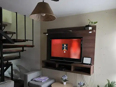 Dúplex en calle San Martín 2450. Neuquén Capital