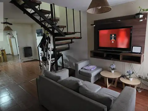 Depto Tipo Casa en Venta en Neuquen, USD 95.000
