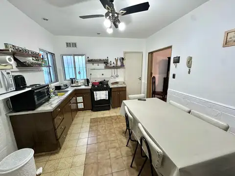 Depto Tipo Casa 4 ambientes con 2 baños