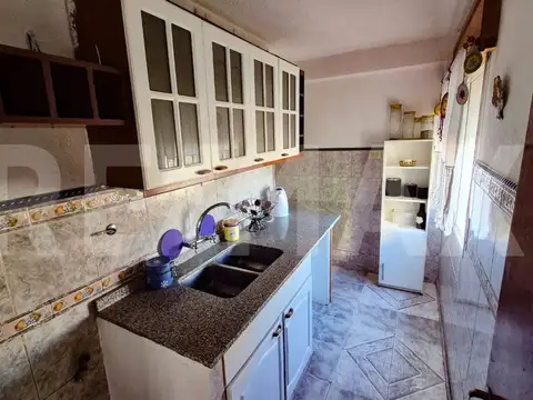VENTA DEPARTAMENTO SEMI AMOBLADO ALLEN