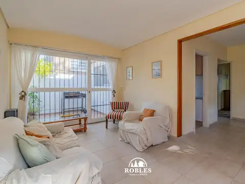 Casa en Ph en el excelente barrio Playa Grande