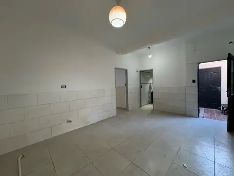 Depto Tipo Casa en Venta en Villa Ballester, USD 63.000