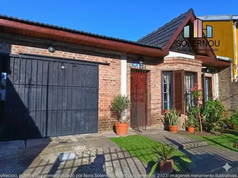CHALET, 6 AMB, PARQUE, GARAGE, 2 DORMITORIOS, APTO CREDITO