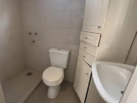 Depto Tipo Casa en Alquiler de 1 dormitorio