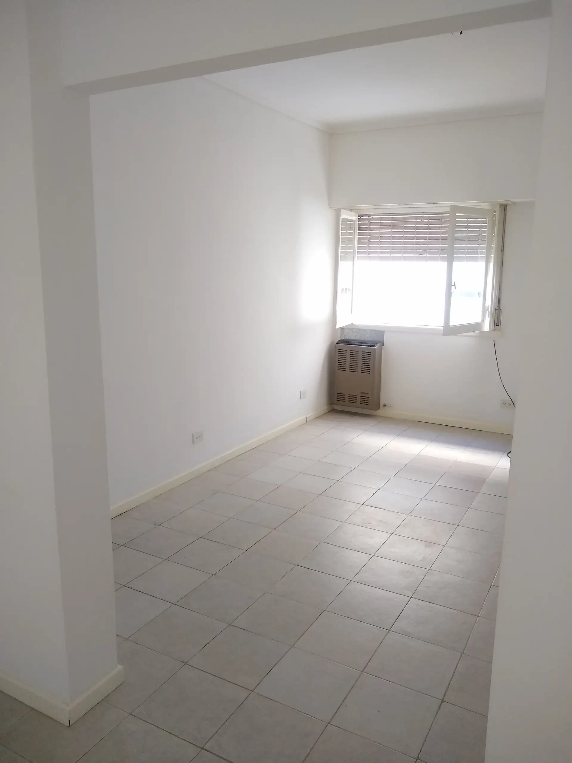 Alquiler departamento 3 ambientes zona La Perla
