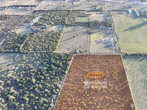 Calle Pública (a 750 mts al este de Autovía Ruta 14 - altura KM 152,8)