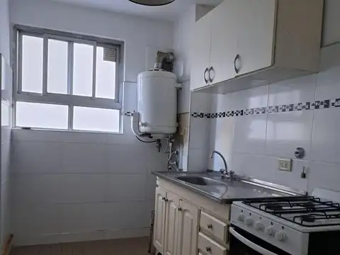 33 e/ 18 y 19 N° 1180 Piso 1 Depto. A | La Plata